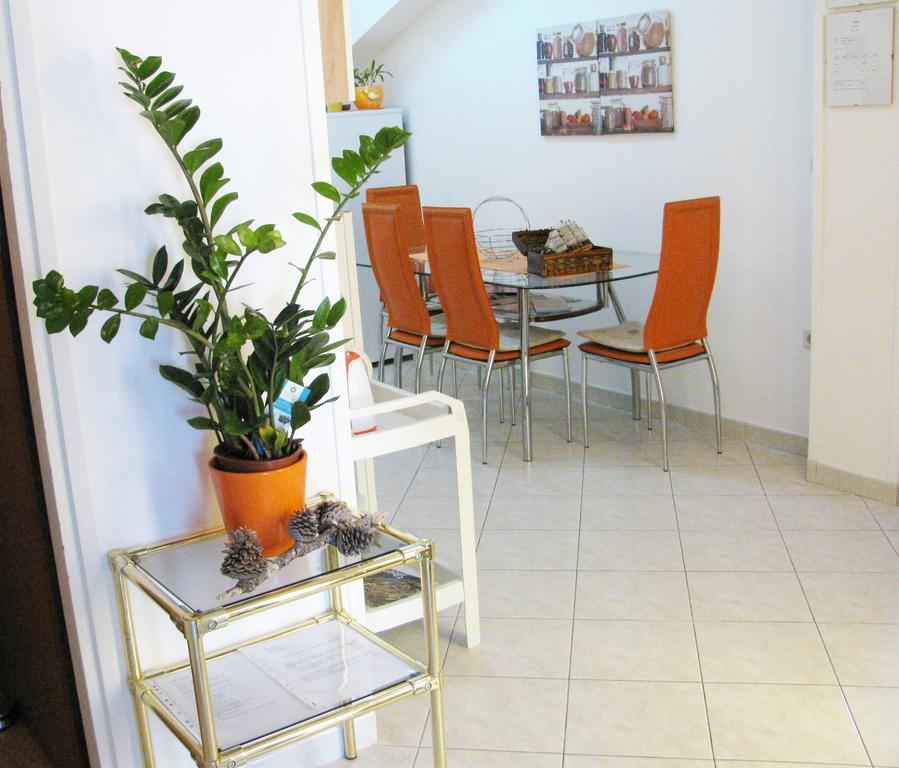 Apartment Perkov Tribunj  Ruang foto